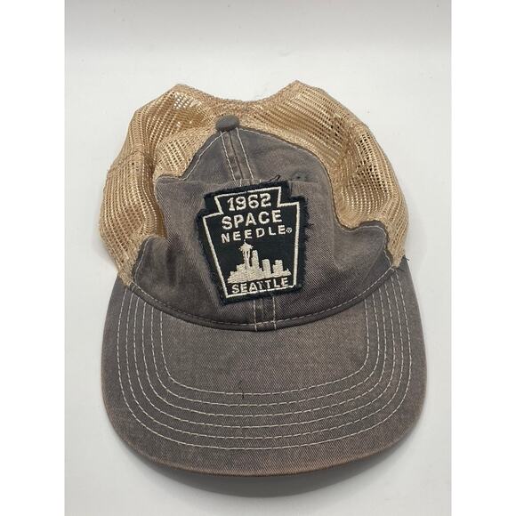 AHEAD HEADGEAR Men’s Tan-Gray Mesh Seattle Space Needle SnapBack SZ OS - Picture 1 of 9